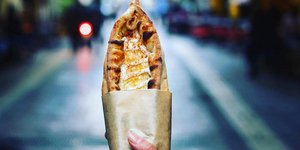Πεϊνιρλί του Smak στο χέρι