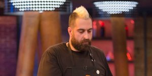 Ο Σταμάτης Κωβαίος στην κουζίνα του MasterChef 3