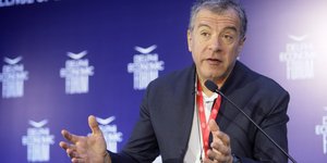 Ο επικεφαλής του Ποταμιού Σταύρος Θεοδωράκης μιλά από το βήμα του πρόσφατου οικονομικού φόρουμ των Δελφών