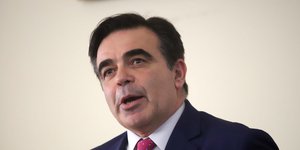 Ο εκπρόσωπος της Κομισιόν Μαργαρίτης Σχοινάς