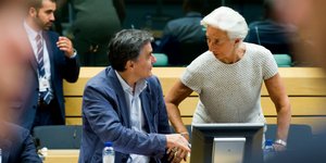 Τσακαλώτος και Λαγκάρντ σε παλαιότερη σύνοδο του EUROGROUP