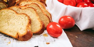 Τσουρέκι κόκκινα αβγά