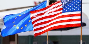 Οι ΗΠΑ ετοιμάζουν νέα αντίποινα κατά της ΕΕ στον εμπορικό πόλεμο