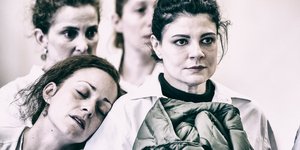 Ικέτιδες στην Επίδαυρο