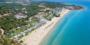 Το Grecotel Riviera Olympia Resort & Aqua Park 