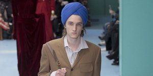 To νέο τουρμπάνι του οίκου Gucci που προκάλεσε σάλο 