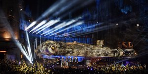 Τα εγκαίνια του νέου θεματικού πάρκου Star Wars στην Καλιφόρνια