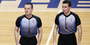 Και ο Αναστόπουλος (αριστερά) στο ντέρμπι