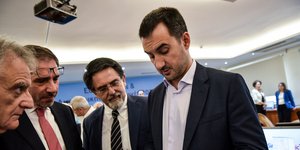 Γενική δοκιμή για τις εκλογές