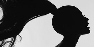 Η σκιά του νέου προσώπου του Givenchy 