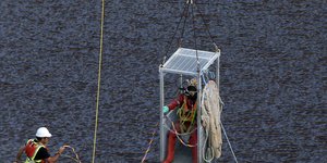 Δύτης στην Κόκκινη Λίμνη