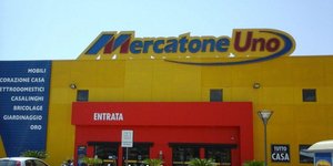 Λουκέτο στα πολυκαταστήματα Mercatone Uno