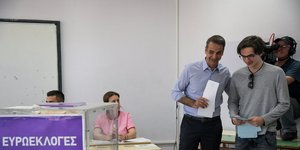 Κυριάκος και Κωνσταντίνος Μητσοτάκης εκλογές 2019