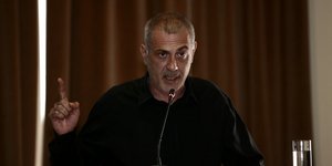 Ο Γιάννης Μώραλης παρουσιάζει το πρόγραμμά του για τον δήμο Πειραιά