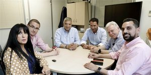 Ο Γιώργος Πατούλης με τους περιφερειακούς συμβούλους του Γιάννη Σγουρού