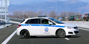 Περιπολικό στην εθνική