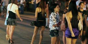 Κορίτσια έως και 9 ετών εξωθούνται στην πορνεία