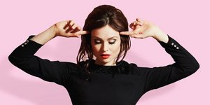 Αποσύρθηκε από την κριτική επιτροπή της Βρετανία η Σόφι Ελις Μπέξτορ