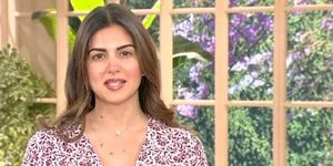 Η Σταματίνα Τσιμτσιλή εμφανίστηκε άβαφη στην εκπομπή της