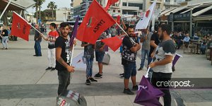 Ρομά στην προεκλογική συγκέντρωση του Αλέξη Τσίπρα στο Ηράκλειο Κρήτης