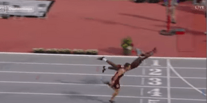 Δρομέας στις ΗΠΑ κέρδισε τον αγώνα με τον πιο ασυνήθιστο τρόπο