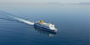 Οι διακοπές ξεκινούν από το πλοίο με Blue Star Ferries