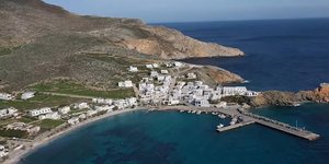 Η Φολέγανδρος από ψηλά