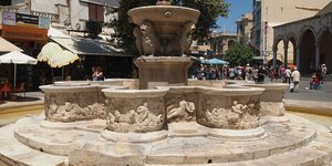Η κρήνη με τα λιοντάρια στο Ηράκλειο