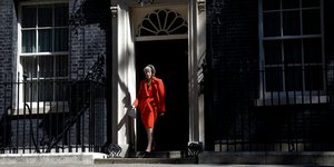 Η κούρσα για τη διαδοχή της Τερέζα Μέι ξεκινά επισήμα