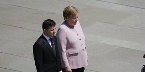 Η Ανγκελα Μέρκελ με τον Βολοντίμιρ Ζελένσκι