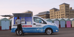 Η πρώτη ηλεκτροκίνητη καντίνα για παγωτό είναι γεγονός από τη Nissan