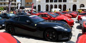 Γέμισε Ferrari η Πάτρα