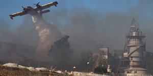 Φωτιά σε εργοστάσιο στη Φυλή