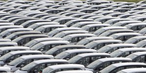 Ανοδος στις πωλήσεις καινούργιων αυτοκινήτων 