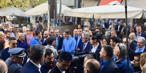 Ο Κυριάκος Μητσοτάκης στην αγορά της Αρτας, εκλογές 2019