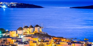 Μύκονος ανεμόμυλοι νύχτα