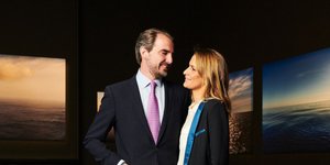 Ο Νικόλαος και η Τατιάνα Μπλάτνικ κοιτάζονται