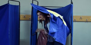 Στην κάλπη η Νοτοπούλου