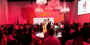 Η Πέννυ Μπαλτατζή με την μπάντα της στο Mad About Arts by Campari