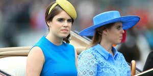 Η πριγκίπισσα Ευγενία με την αδερφή της πριγκίπισσα Βεατρική στο Royal Ascot