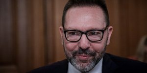 Προειδοποιήσεις του Γιάννη Στουρνάρα να μην ξανακάνουμε τα ίδια λάθη του παρελθόντος