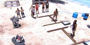 Ο Μπορά πανηγυρίζει μπροστά στον Εμρέ στο Survivor