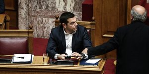 Ο Αλέξης Τσίπρας και ο Νίκος Βούτσης στη Βουλή