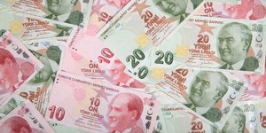 Νέα υποχώρηση για την τουρκική λίρα