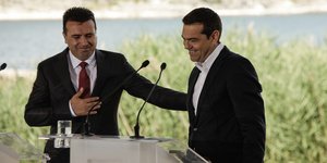Ζόραν Ζάεφ και Αλέξης Τσίπρας στις Πρέσπες
