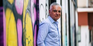 Ο Νίκος Βατόπουλος