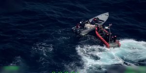 Η ακτοφυλακή πιάνει σκάφος με κοκαΐνη