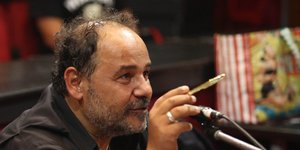 Ο Αλέξανδρος Ρήγας κατά τη διάρκεια οντισιόν στο θέατρο