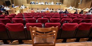 Στιγμιότυπο από τη δίκη της Χρυσής Αυγής