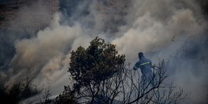 Δυνάμεις της πυροσβεστικής στο μέτωπο